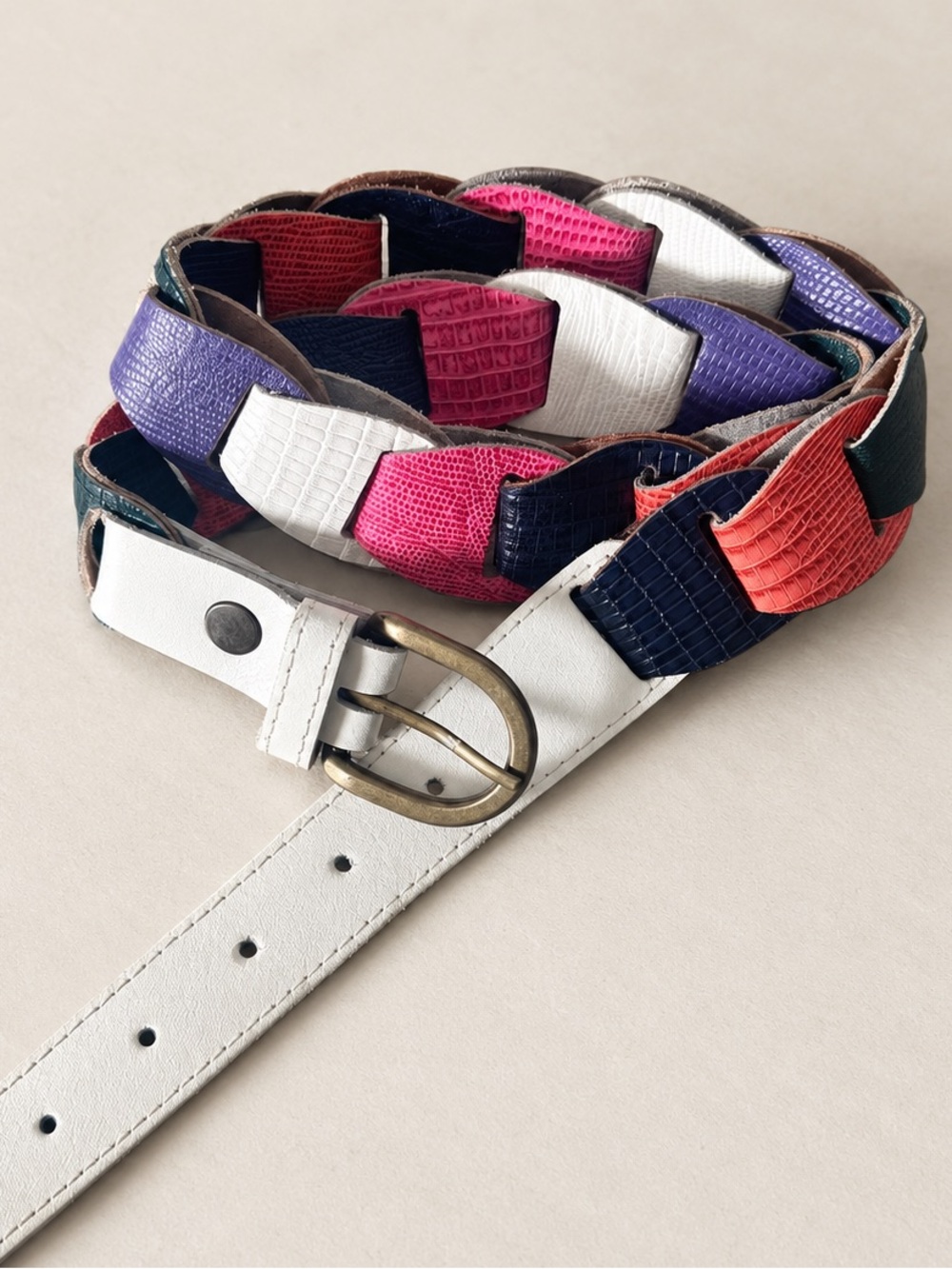Vintage Zig Zag Multicolour Leather scalloped Belt 26.5–30.25” Waist Made Canada